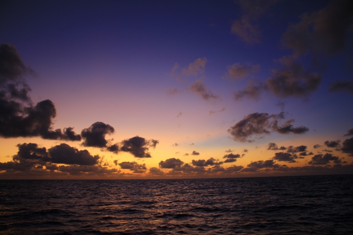 sunset_towards galapagos
